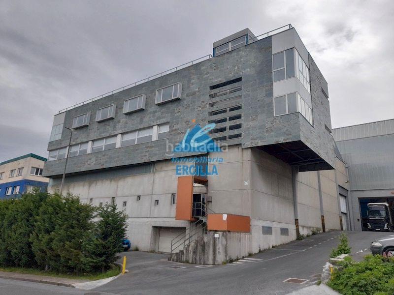 Foto e98f0a7f-84c5-49da-9bea-faa803d846e6. Capannone industriale in Abanto y Ciérvana / Abanto Zierbena