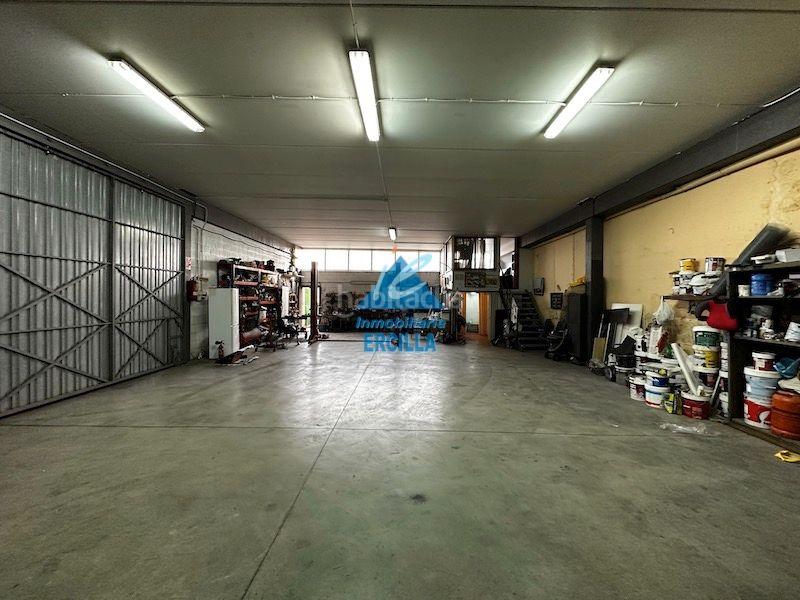 Foto 63fe1e98-f068-4128-997e-42dbde075cc9. Nave industrial pabellon en venta en San Miguel Basauri