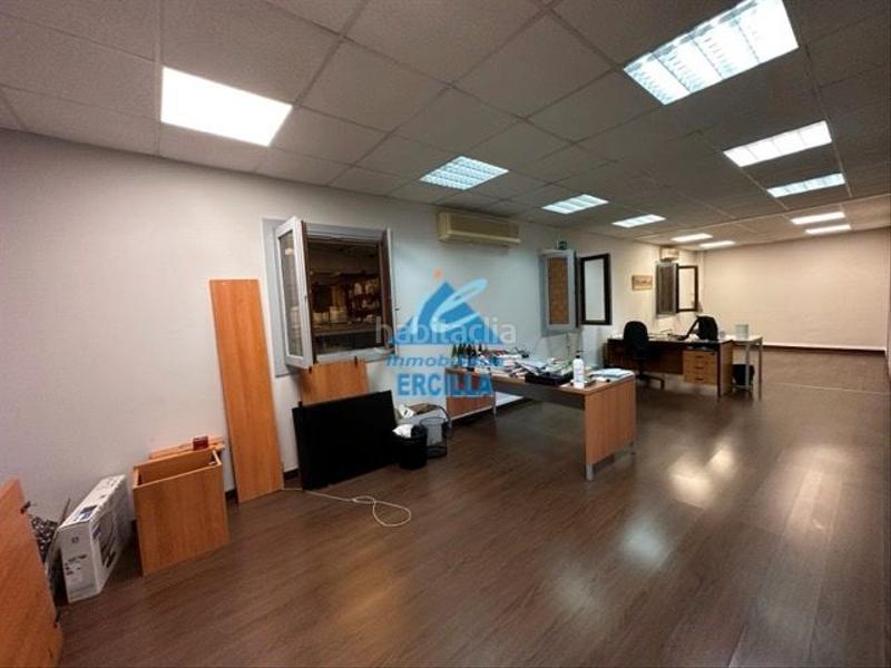 Foto 3de78f40-b743-4b0a-b5b1-22e08654804b. Capannone industriale in Zamudio