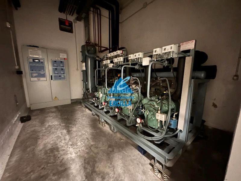 Foto 481b90d2-0465-48ce-988c-9cd949d3d56d. Nave industrial  con camaras de congelacion en Zaratamo