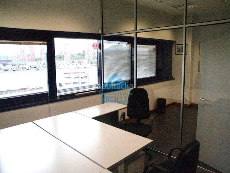 Foto 71d6eb11-7cb7-4350-8d5f-1da8cc9cd223. Ufficio in Arteagabeitia - Retuerto - Kareaga Barakaldo