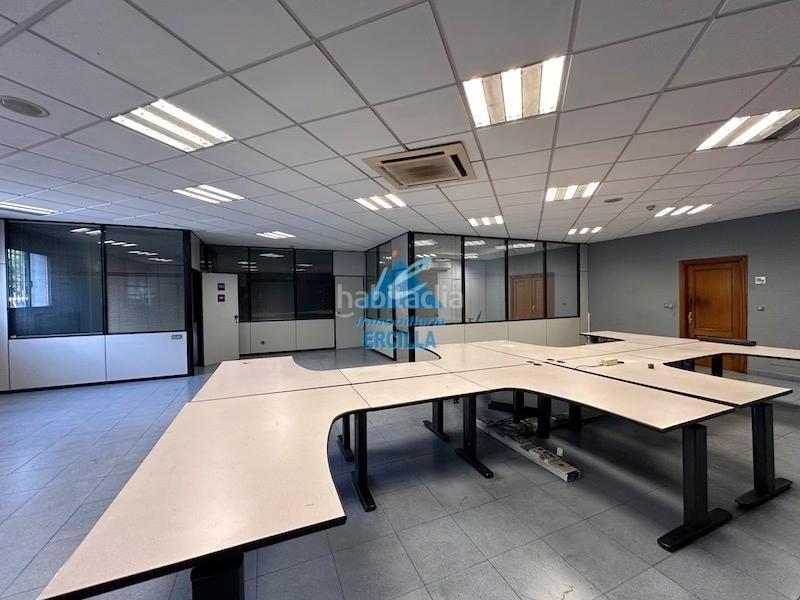 Foto 5ffa8f79-ecfe-4c7c-81d5-a25fb9f804f3. Miete fabrikhalle in Derio