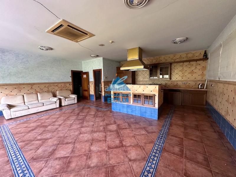 Foto 60e94a85-b839-4b63-ad5f-b645c73a4122. Miete fabrikhalle in Derio