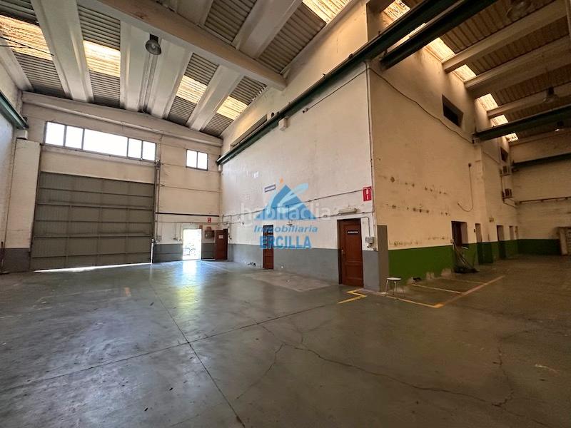 Foto e968e3c9-2c5c-4827-b6e2-990772fbf901. Miete fabrikhalle in Derio