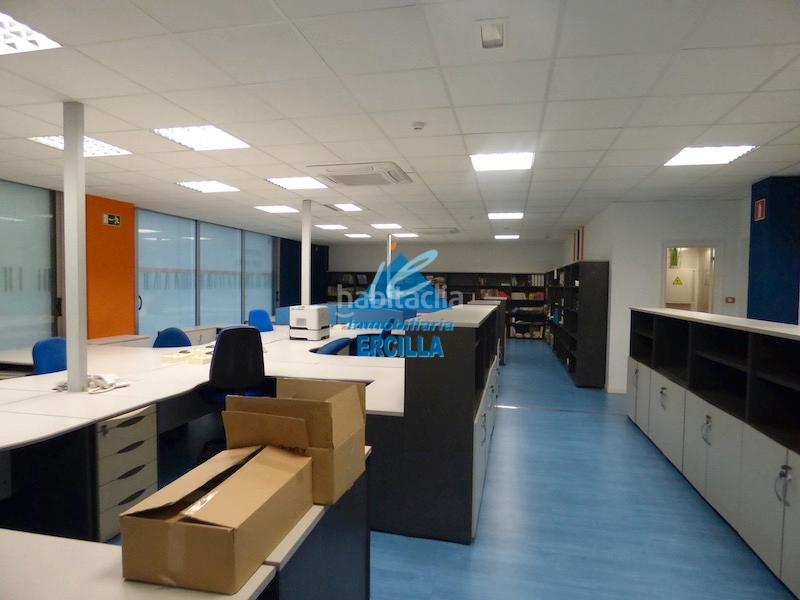 Foto b29cce8a-af25-45be-ac00-683701b736de. Affitto capannone industriale con riscaldamento in Amorebieta - Etxano