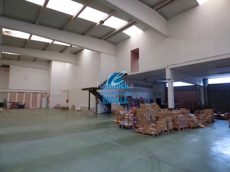 Foto c388e468-bd6c-4147-aad0-126150b8de36. Affitto capannone industriale con riscaldamento in Amorebieta - Etxano