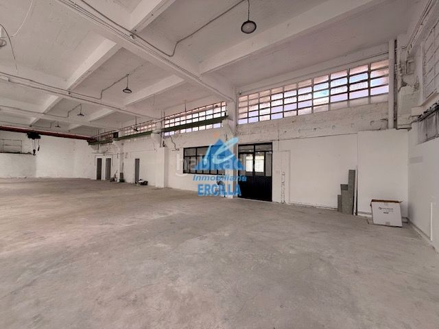 Foto 6480c776-c8ba-49ed-9454-ef658d8fff41. Location bâtiment à usage industriel dans San Miguel Basauri