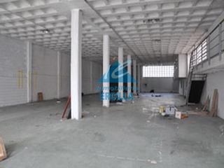 Lloguer Nau industrial a Arrigorriaga. Nave instalada en alquiler con oficinas