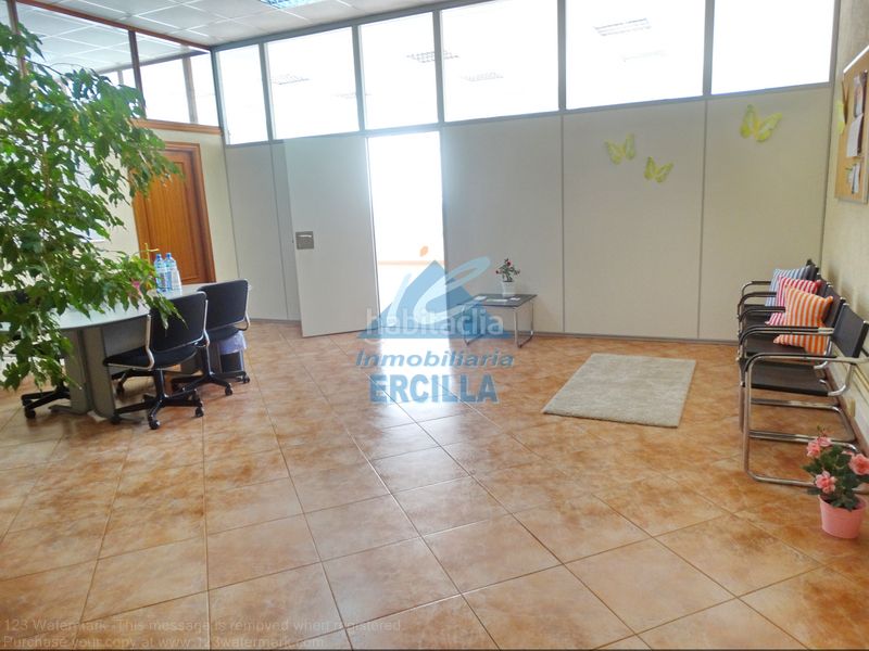 Foto 752ea162-7091-4879-bbc2-7b20a03bfdef. Affitto ufficio in Derio