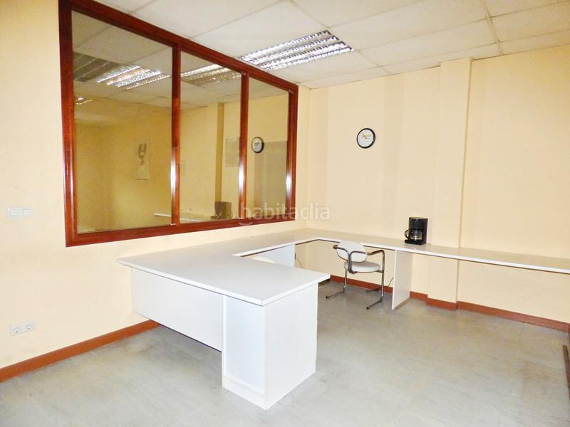 Foto 30cfa854-1102-41e7-80b4-6523bfeefd9a. Alquiler oficina  en alquiler perfectamente instalada en Loiu