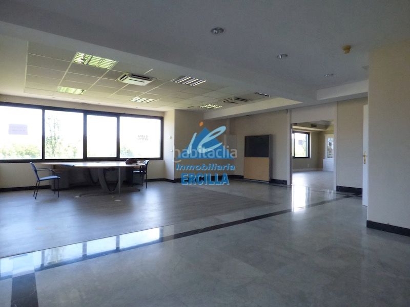 Foto d239a7bb-182c-4906-9133-393c5a2477ab. Affitto ufficio in Loiu