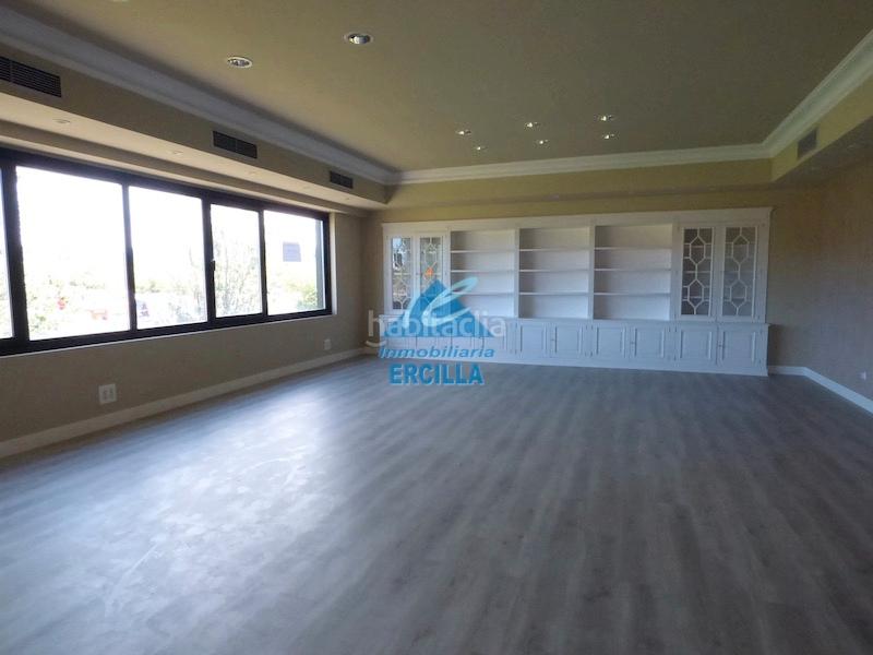 Foto 116d737a-9cc6-446b-846c-39156bc64cc6. Alquiler oficina  en alquiler con aparcamiento en Loiu