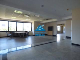 Lloguer Oficina a Loiu. Oficina en alquiler con aparcamiento