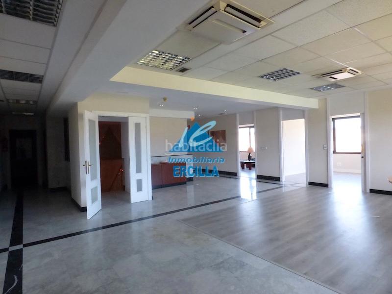 Foto 2ab14c29-aef5-4697-bf07-e96ab8e2cf1a. Miete büro in Loiu