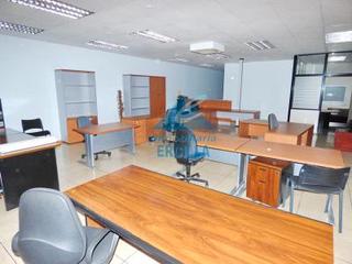 Bureau  Portu bidea. Oficina en venta en edificio comercial