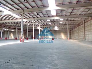 Rent Industrial building  Puerto pesquero kalea. Nave logística en alquiler