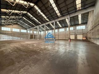 Miete Fabrikhalle  Iberlanda auzoa. Nave industrial en alquiler