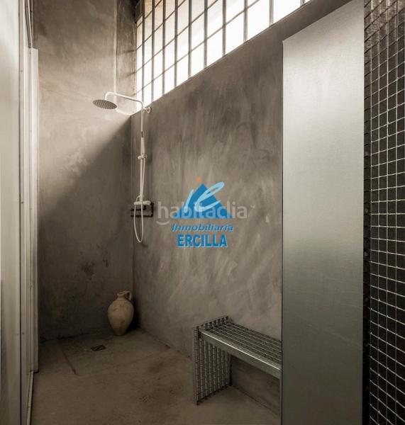 Foto 25677362-ad8e-4a75-9af7-188125dfcd7a. Local comercial a La Peña Bilbao