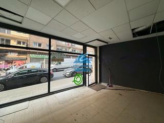 Location Local commercial  Bolivar elorduy julian kalea. Local comercial en alquiler
