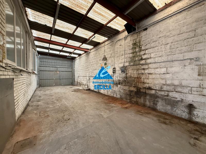 Foto 83437a8a-bfde-41b6-a929-bdd6923b0c3b. Location bâtiment à usage industriel dans Zamudio