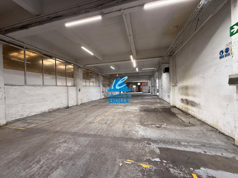 Foto e6de38a9-f31b-43ee-9d70-210149a48f95. Location bâtiment à usage industriel dans Zamudio