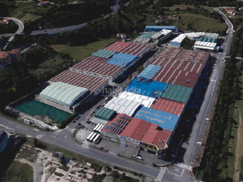 Foto f0104973-7607-4a61-a7d9-102091565537. Bâtiment à usage industriel dans Derio