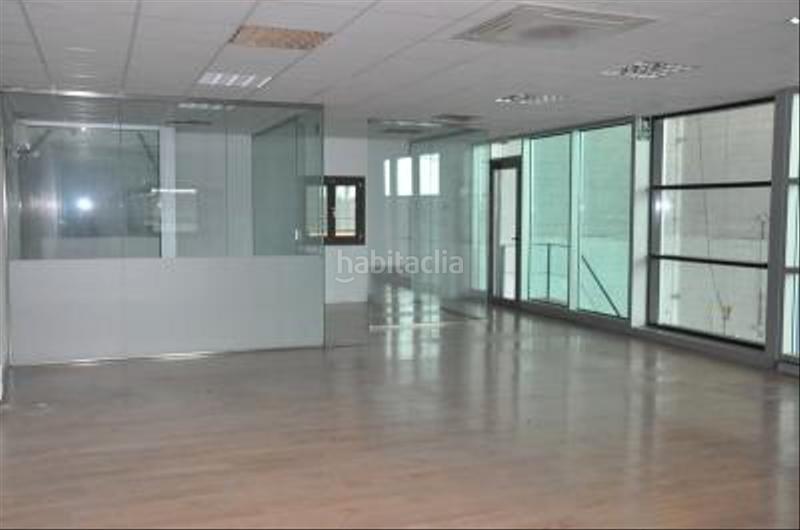 Foto 47088f30-39ac-4694-b1b0-4f5aab1f4f7a. Miete fabrikhalle in aperribai kalea 2 in Galdakao