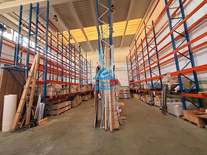 Foto 21c47081-8a24-4800-89d0-b06abc060650. Bâtiment à usage industriel dans Zamudio