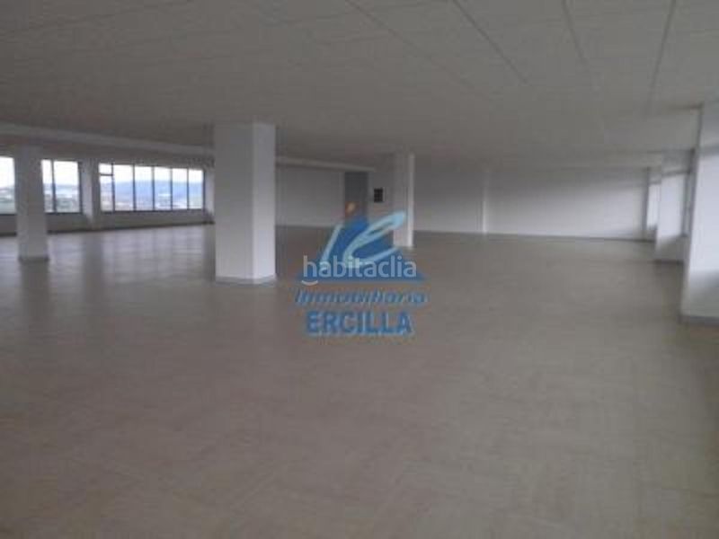 Foto fe1436f6-a7db-402e-8e8c-af36f7cb7627. Oficina a Erandio