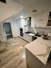 Duplex in El Coll. Para entrar a vivir