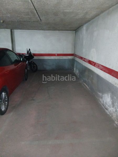 Foto 60e6ffe6-9c6c-4655-a1d6-10ccd93b4c60. Aparcament cotxe a Carmel Barcelona