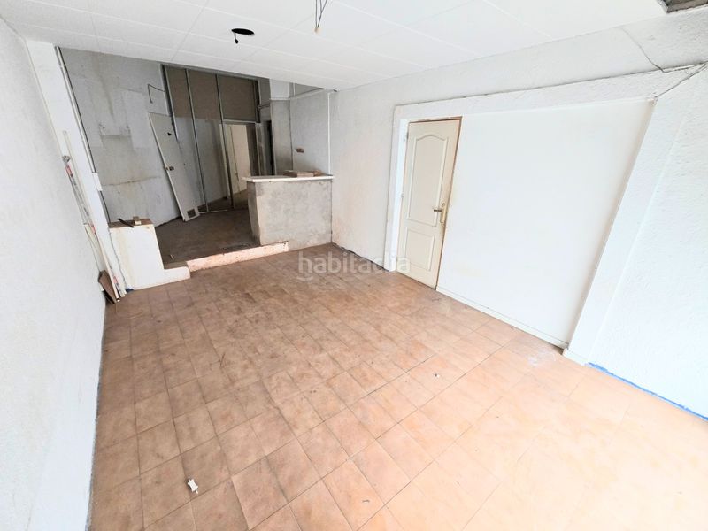 Foto 46bcb6c7-425a-46d0-9dbe-aa0f4f5b2d54. Local comercial a Carmel Barcelona