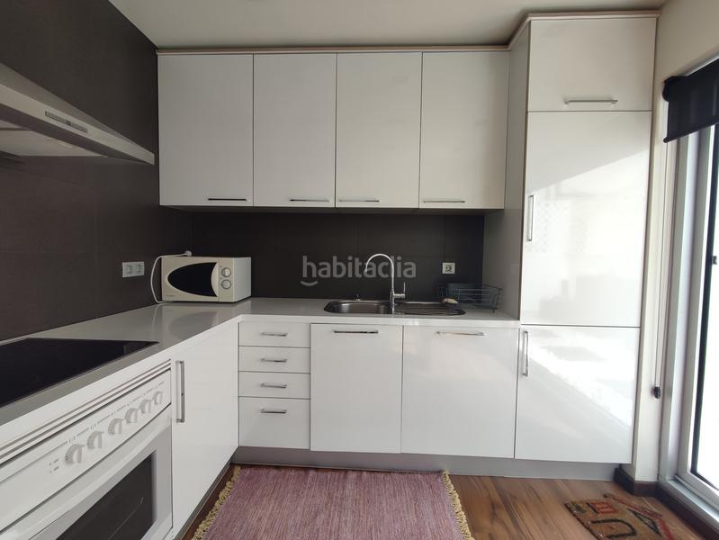 Foto fc010bd9-eeaa-49c8-a9a8-ddf7e20b6acb. Rent flat with heating in Ensanche Coruña (A)