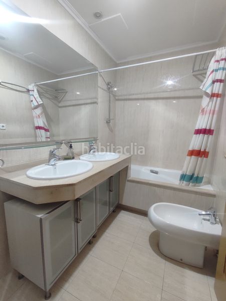 Foto 42d036bc-59bd-4cf9-bb35-92fd4891ad59. Rent flat with heating in Ensanche Coruña (A)