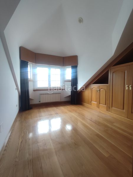 Foto 6615270a-b3ea-41b7-b76e-b51a6d778ee1. Rent flat with heating in Ensanche Coruña (A)