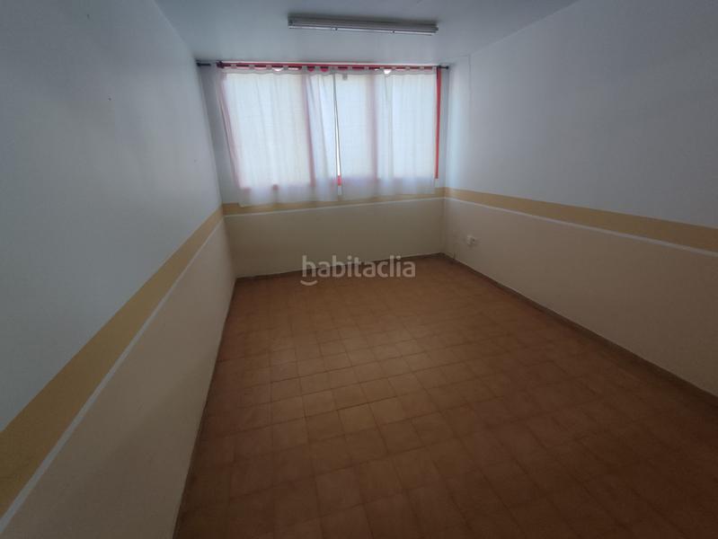 Foto 347514f9-81e1-45eb-916f-2f7b2150815f. Local comercial en Cambre