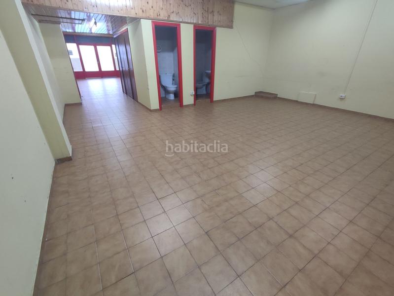 Foto 3993c99e-e50d-4eef-bfa0-d12371b61b2c. Local comercial en Cambre
