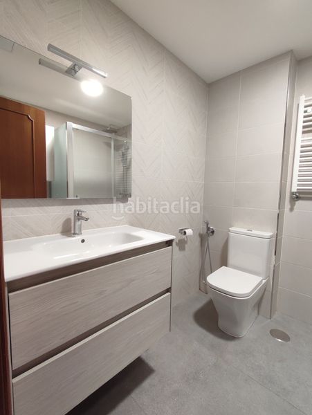 Foto d8dc3523-591f-4e0e-85fc-717bc16888c4. Rent flat with heating in Falperra - Santa Lucía Coruña (A)