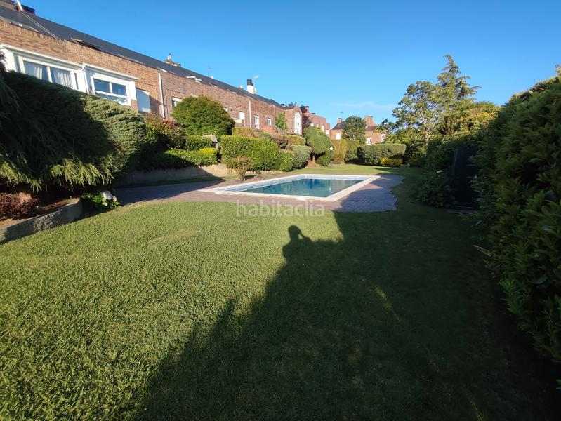 Foto d91666d4-de09-48d3-8d86-656560b4ab3b. Chalet avec cheminée chauffage parking piscine dans Oleiros