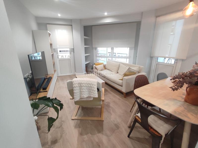 Foto 9043d054-70a6-4b44-ba33-079f5db01b5d. Etagenwohnung mit heizung in Falperra - Santa Lucía Coruña (A)