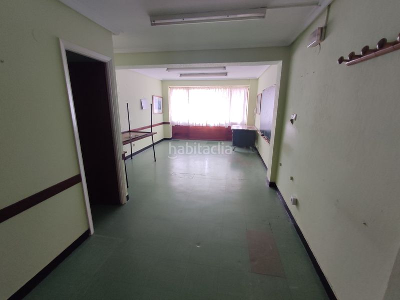 Foto 8c21f4e2-fc6f-442b-9e3c-a04eddce728d. Rent business premise in Monte Alto - Zalaeta - Atocha Coruña (A)