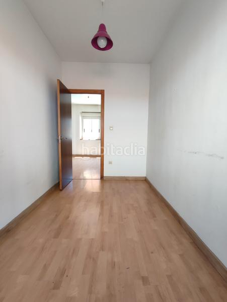 Foto bcf2cdca-7327-43c7-8674-b4e93988003e. Chalet in Sagrada Familia Coruña (A)