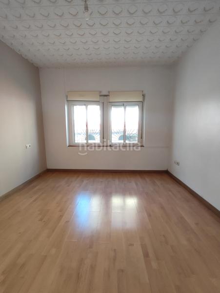 Foto ee3e36d5-c5b7-47d0-80c7-f013069d0e0f. Chalet in Sagrada Familia Coruña (A)