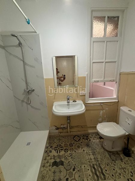 Foto e9922e03-ab7a-447d-9efb-16b127fc2521. Rent flat in Ensanche Coruña (A)