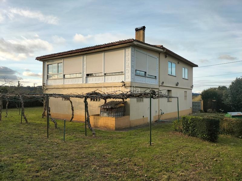 Foto 460251e9-cc8b-421c-9f19-50bdbd2bf876. Maison avec cheminée chauffage parking dans Abegondo