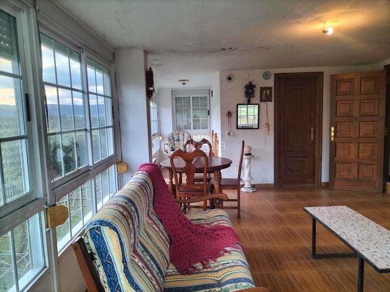 Foto a6a59523-1279-4905-8db7-1069be8f50c8. Maison avec cheminée chauffage parking dans Abegondo