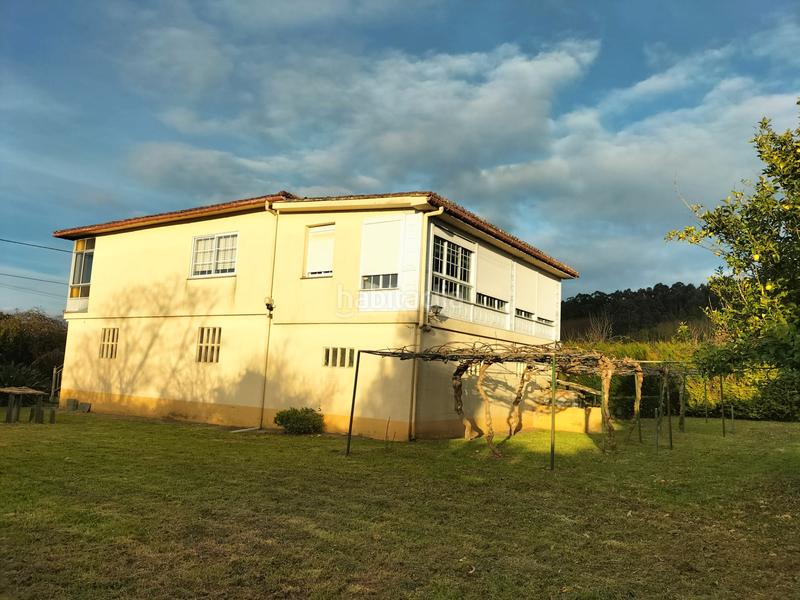 Foto c8dbab52-9fb4-4835-88c1-b6475e18faa7. Maison avec cheminée chauffage parking dans Abegondo