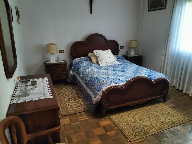 Foto eacdc9cb-ea42-48d1-a08f-7d84f9d64f98. Maison avec cheminée chauffage parking dans Abegondo