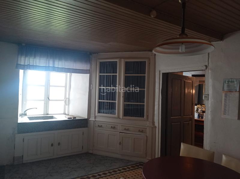 Foto d7abeebc-1767-4752-8432-7ffdb955e39f. Casa aparellada a Fonsagrada (A)