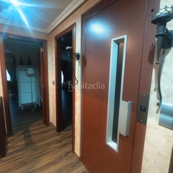 Foto 00fdc84a-68ec-40e5-aec4-f1efb02101a3. Chalet en Pastoriza Arteixo